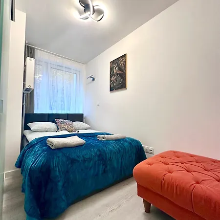 Apartment Inside Solec Ii