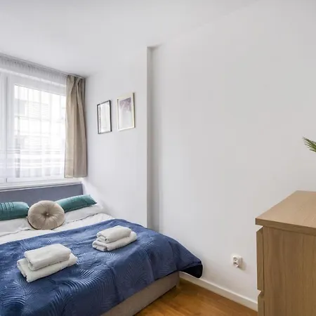 Inside Solec Ii Appartement *