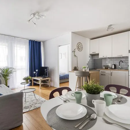 Apartment Inside Solec Ii *