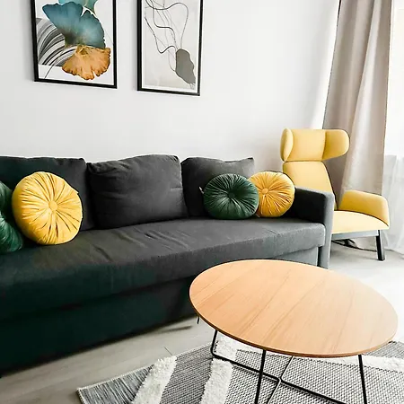 Inside Solec Ii Lägenhet