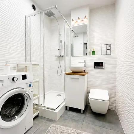 Apartment Inside Solec Ii *