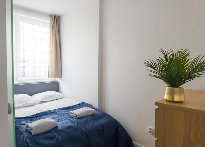 Inside Solec Ii Апартаменты *