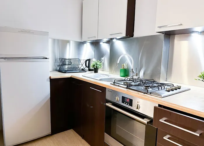 Апартаменты Inside Solec Ii *